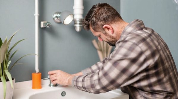 Services de plomberie sur mesure à fougères pour votre quotidien